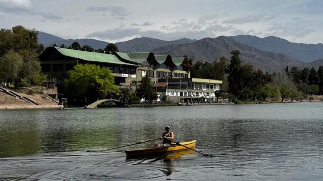 Hotel Villa Ines Mendoza Bagian luar foto