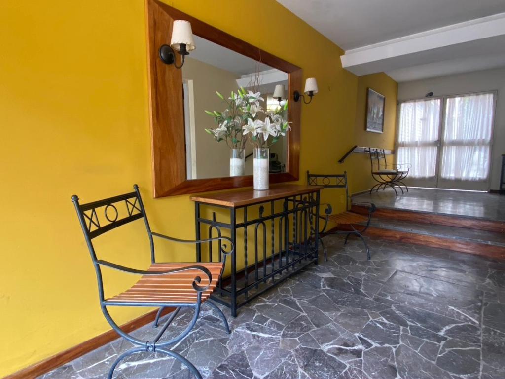 Hotel Villa Ines Mendoza Bagian luar foto