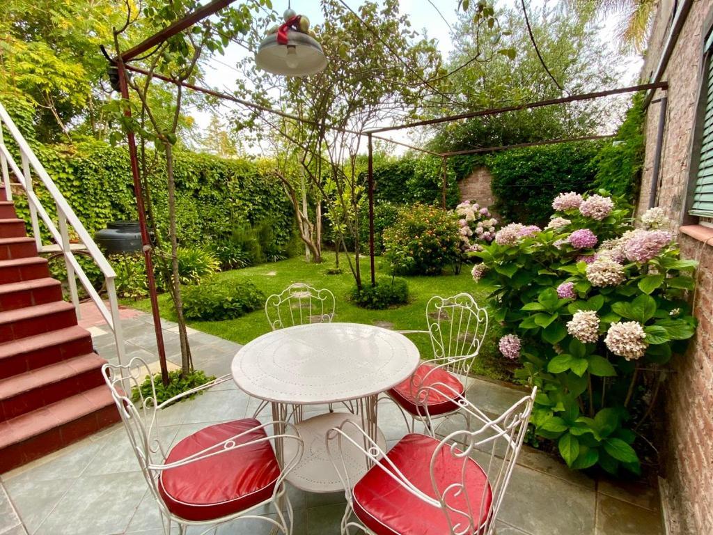 Hotel Villa Ines Mendoza Bagian luar foto